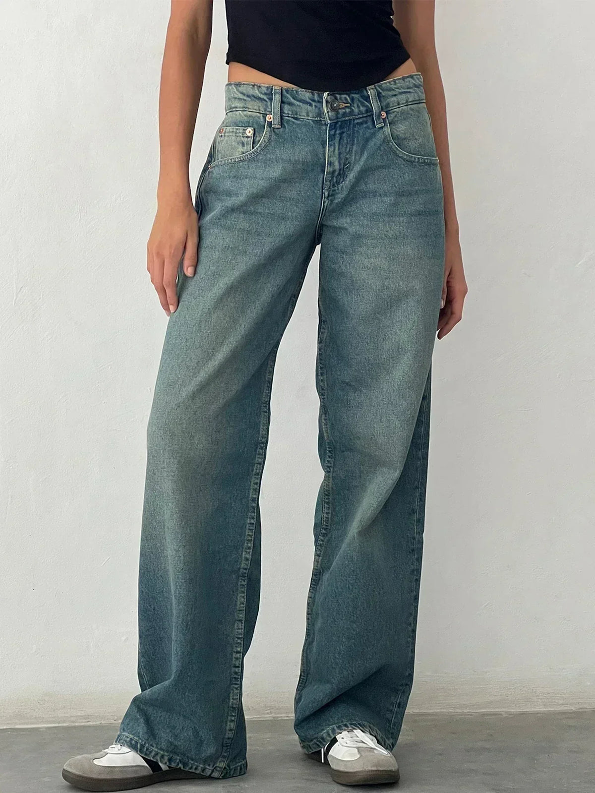 Low Rise Baggy Wide Leg Jeans