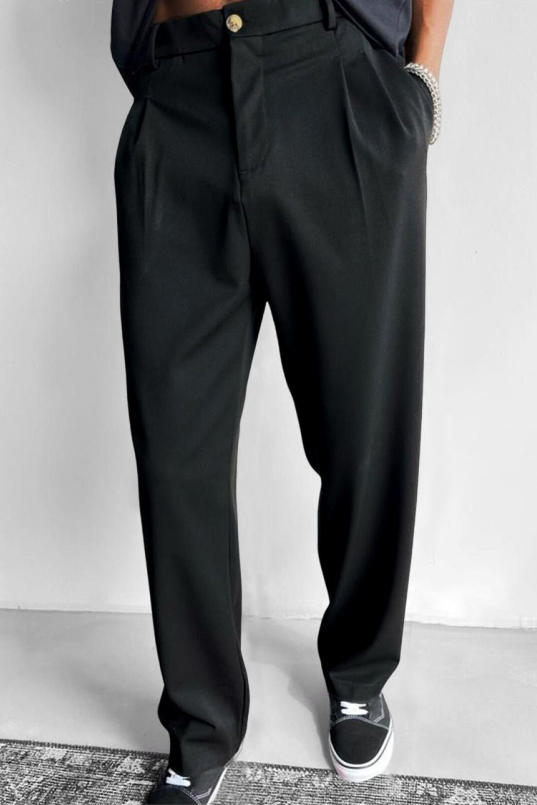 Relaxed Pleated Straight Leg Pants
