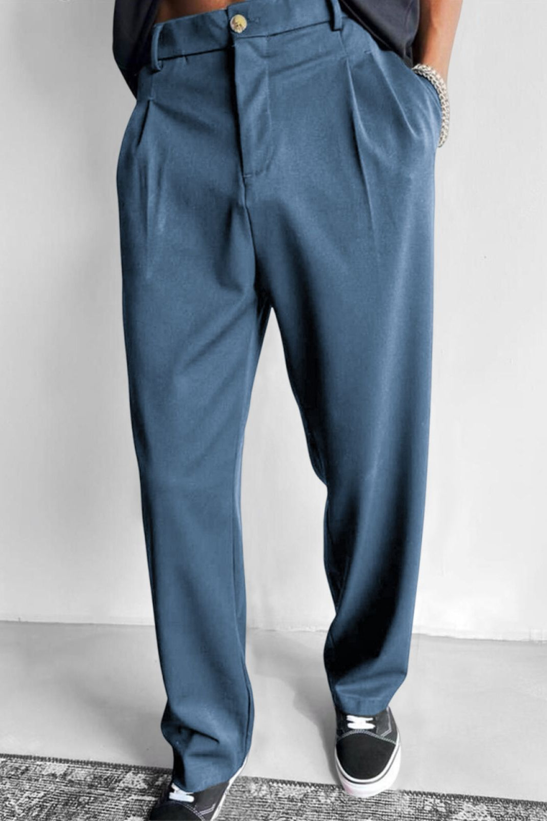 Relaxed Pleated Straight Leg Pants