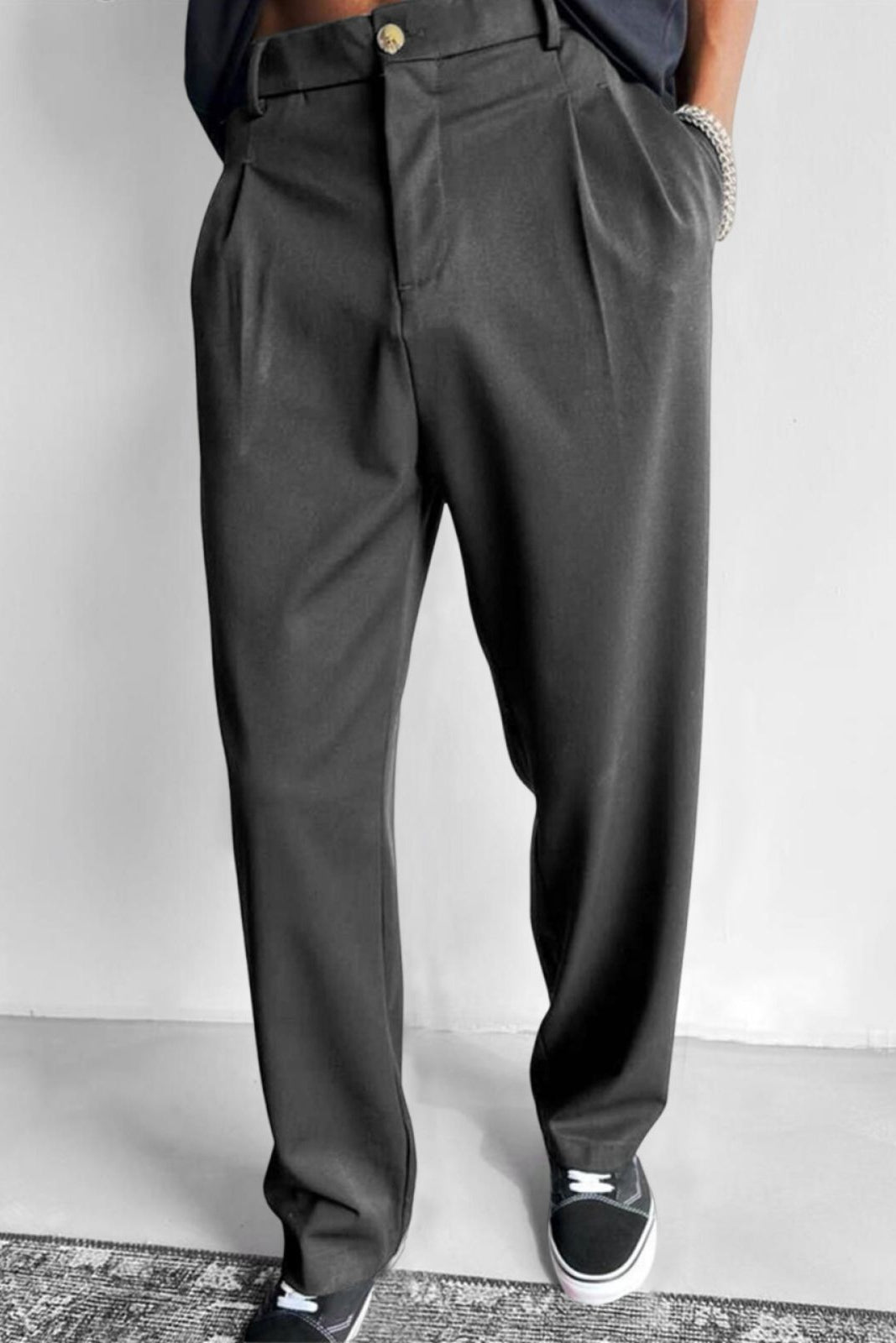 Relaxed Pleated Straight Leg Pants