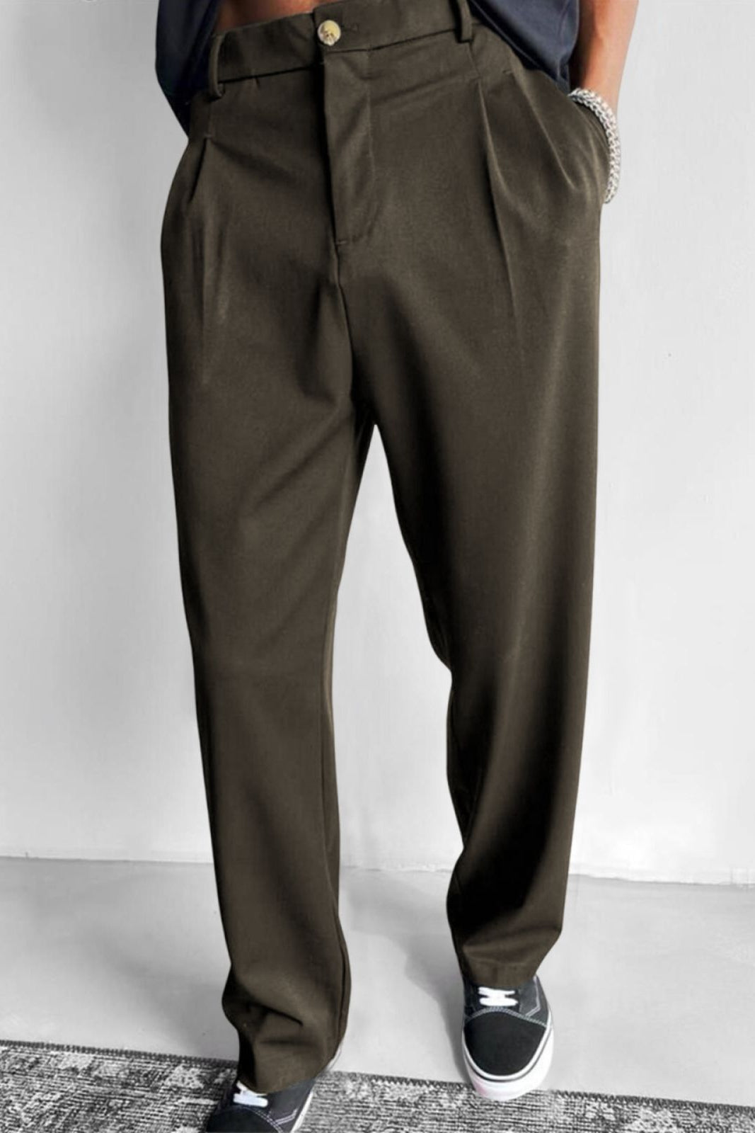 Relaxed Pleated Straight Leg Pants