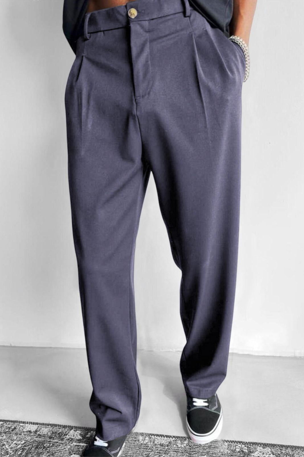 Relaxed Pleated Straight Leg Pants